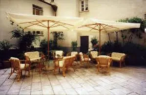 Aquila & Reale 3*